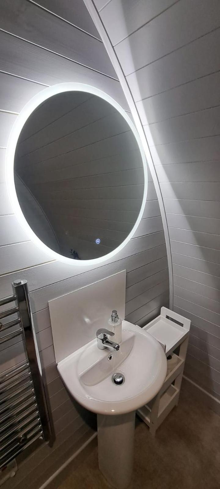 ホテル Leahys Pod Park コーク エクステリア 写真